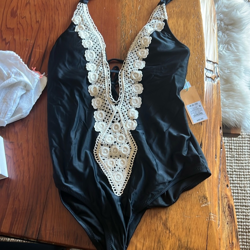 Brand new never worn Kona Sol swimsuit